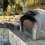 Sofros To Apomero * Ayios Pavlos