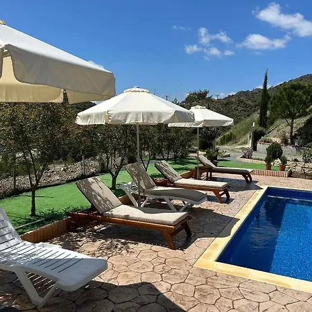 Sofros To Apomero Hébergement de vacances