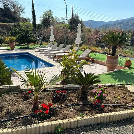 Hébergement de vacances Sofros To Apomero